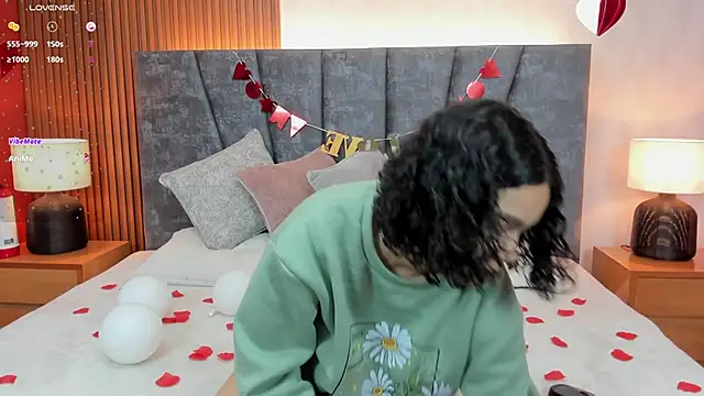 pretty sunlight  online show from February 15, 2025, 1:31 am