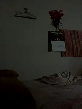 Johnras121 online show from September 16, 2025, 4:13 am