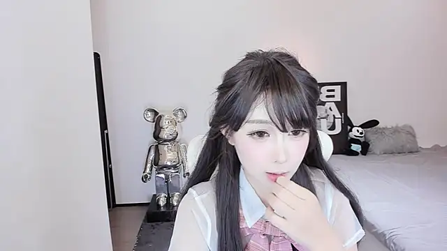 Snapshot of bdbdzs chatting on February 4, 2025, 9:10 pm bdbdzs online show from February 4, 2025, 9:10 pm