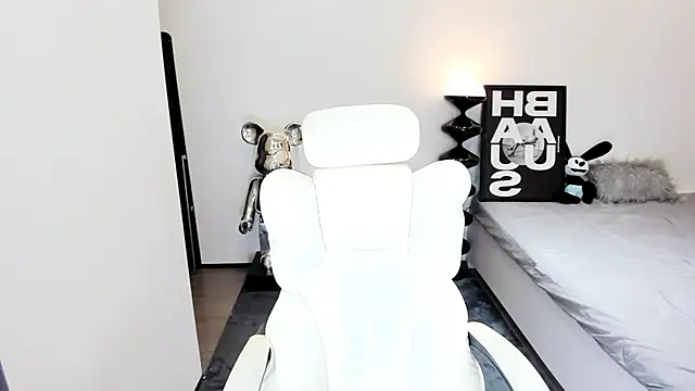 Snapshot of bdbdzs chatting on February 16, 2025, 9:48 pm bdbdzs online show from February 16, 2025, 9:48 pm