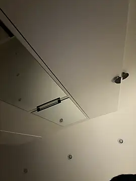 sameQ8 online show from January 5, 2025, 2:19 pm