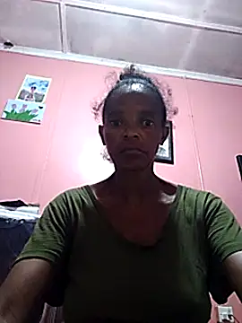 Snapshot of sweets_80 chatting on March 14, 2025, 3:48 am sweets 80 online show from March 14, 2025, 3:48 am