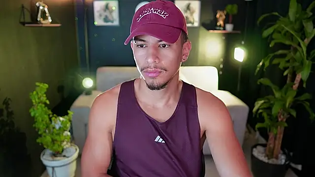 Aaronfox x online show from November 22, 2025, 9:41 am