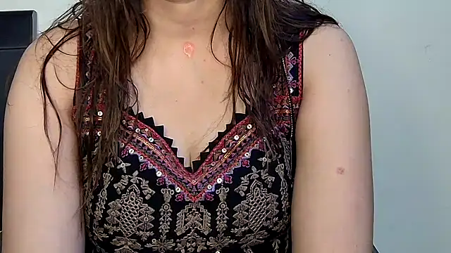 MIss-Naina online show from November 1, 2025, 8:05 am