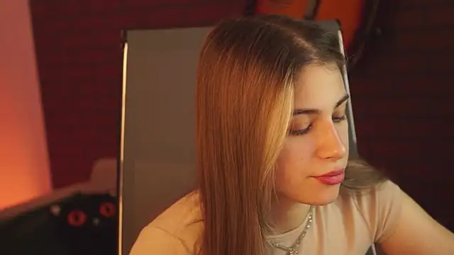 EllieCutes online show from February 22, 2025, 8:18 am