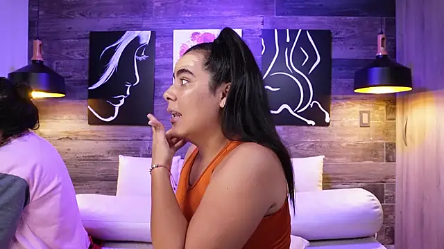 Snapshot of DanyAndAlexa chatting on October 10, 2025, 12:26 pm DanyAndAlexa online show from October 10, 2025, 12:26 pm