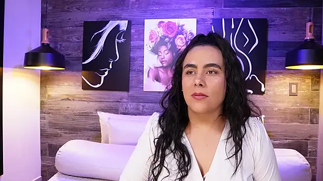 Snapshot of DanyAndAlexa chatting on October 15, 2025, 12:49 pm DanyAndAlexa online show from October 15, 2025, 12:49 pm