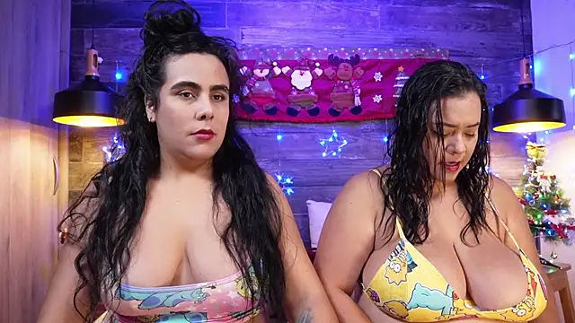 Snapshot of DanyAndAlexa chatting on December 14, 2025, 1:05 pm DanyAndAlexa online show from December 14, 2025, 1:05 pm