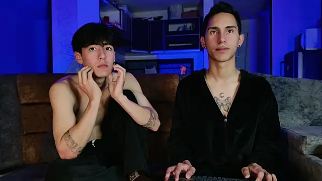 Snapshot of MillersKink chatting on March 16, 2025, 11:57 pm MillersKink online show from March 16, 2025, 11:57 pm