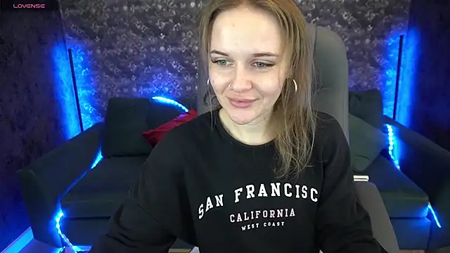 Snapshot of MaribelRiverr_ chatting on December 22, 2024, 6:39 am MaribelRiverr online show from December 22, 2024, 6:39 am