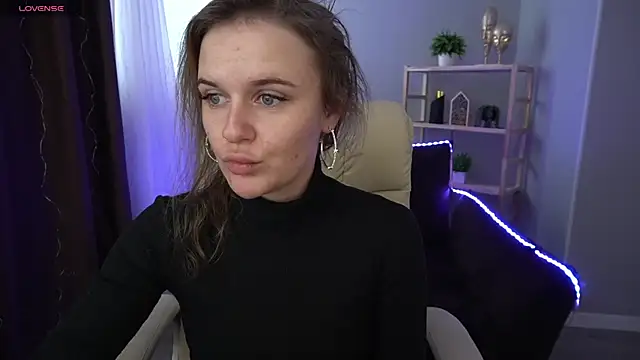 Snapshot of MaribelRiverr_ chatting on January 2, 2025, 6:50 am MaribelRiverr online show from January 2, 2025, 6:50 am