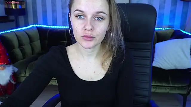 Snapshot of MaribelRiverr_ chatting on January 10, 2025, 6:20 am MaribelRiverr online show from January 10, 2025, 6:20 am