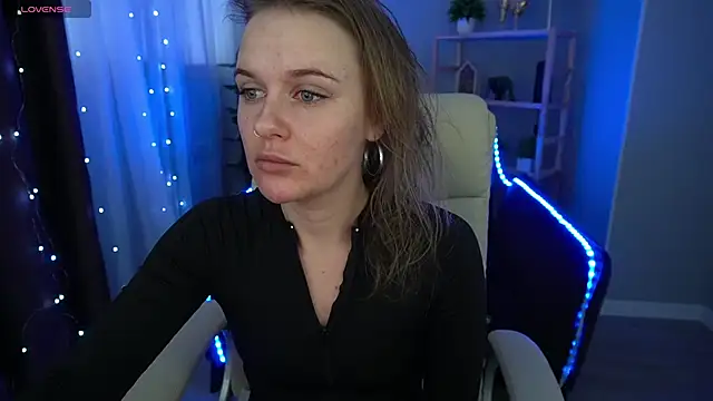 Snapshot of MaribelRiverr_ chatting on January 11, 2025, 6:35 am MaribelRiverr online show from January 11, 2025, 6:35 am