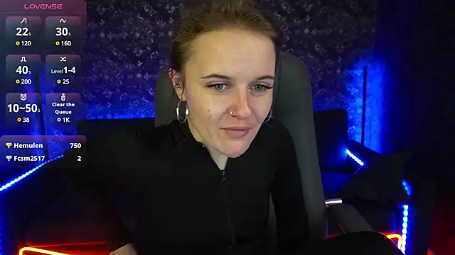 Snapshot of MaribelRiverr_ chatting on January 25, 2025, 10:19 am MaribelRiverr online show from January 25, 2025, 10:19 am