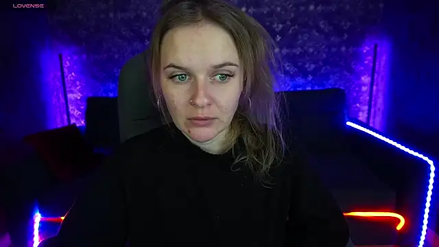 Snapshot of MaribelRiverr_ chatting on February 3, 2025, 6:13 am MaribelRiverr online show from February 3, 2025, 6:13 am