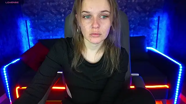 Snapshot of MaribelRiverr_ chatting on February 6, 2025, 6:18 am MaribelRiverr online show from February 6, 2025, 6:18 am