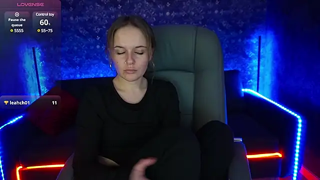 Snapshot of MaribelRiverr_ chatting on February 6, 2025, 9:22 am MaribelRiverr online show from February 6, 2025, 9:22 am