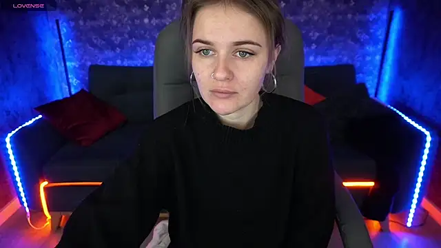 Snapshot of MaribelRiverr_ chatting on February 9, 2025, 6:33 am MaribelRiverr online show from February 9, 2025, 6:33 am