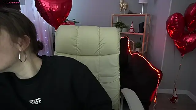 Snapshot of MaribelRiverr_ chatting on February 15, 2025, 6:33 am MaribelRiverr online show from February 15, 2025, 6:33 am