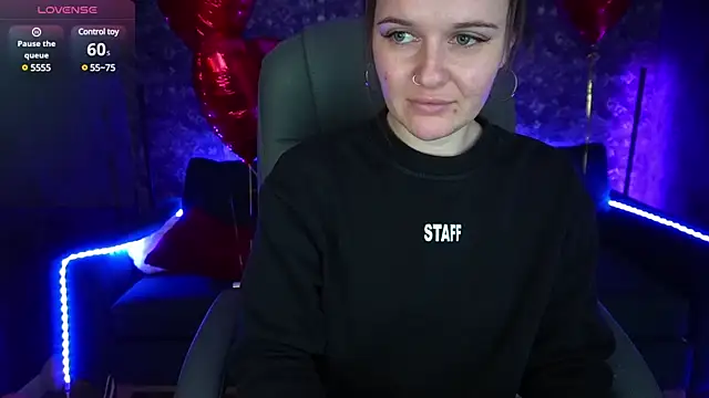 Snapshot of MaribelRiverr_ chatting on February 17, 2025, 9:24 am MaribelRiverr online show from February 17, 2025, 9:24 am