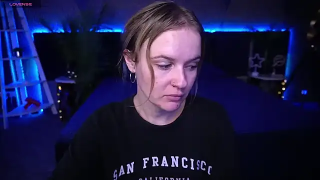 Snapshot of MaribelRiverr_ chatting on September 18, 2025, 5:53 am MaribelRiverr online show from September 18, 2025, 5:53 am