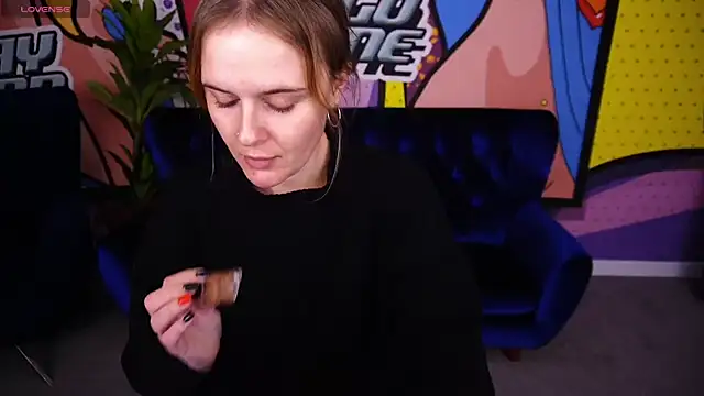 Snapshot of MaribelRiverr_ chatting on November 18, 2025, 10:31 am MaribelRiverr online show from November 18, 2025, 10:31 am