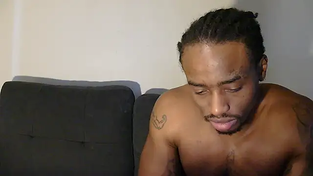 Snapshot of exotic__couple chatting on January 31, 2025, 5:53 pm exotic couple online show from January 31, 2025, 5:53 pm