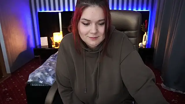 Snapshot of BettyDark chatting on January 30, 2025, 4:48 am BettyDark online show from January 30, 2025, 4:48 am