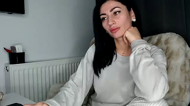 ElizabethAC online show from December 1, 2025, 4:28 am