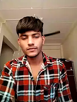 kingkartik7 online show from February 1, 2025, 10:48 am