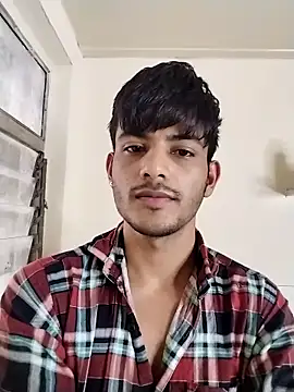 kingkartik7 online show from February 24, 2025, 3:23 am