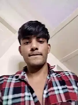 kingkartik7 online show from February 28, 2025, 10:06 pm