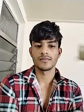 kingkartik7 online show from March 4, 2025, 7:22 pm