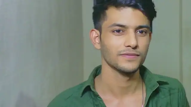 kingkartik7 online show from December 14, 2025, 2:44 pm