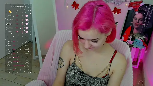 Snapshot of Fire_Bestie chatting on December 28, 2024, 8:05 am Fire Bestie online show from December 28, 2024, 8:05 am