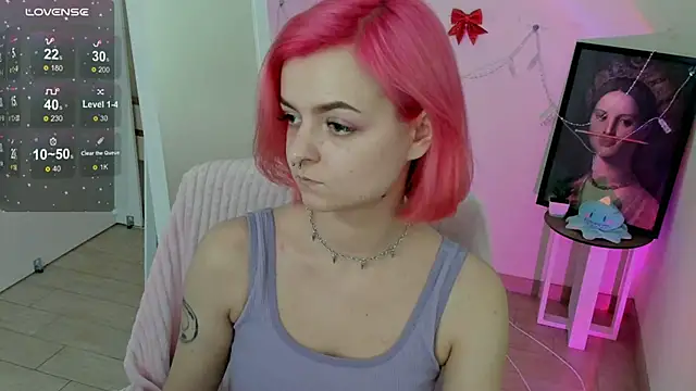 Snapshot of Fire_Bestie chatting on February 3, 2025, 1:19 pm Fire Bestie online show from February 3, 2025, 1:19 pm