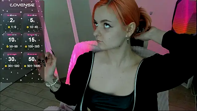 Snapshot of Fire_Bestie chatting on November 7, 2025, 1:44 pm Fire Bestie online show from November 7, 2025, 1:44 pm