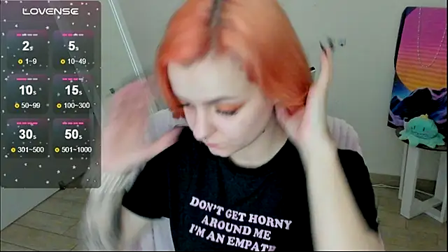 Snapshot of Fire_Bestie chatting on November 10, 2025, 1:54 pm Fire Bestie online show from November 10, 2025, 1:54 pm