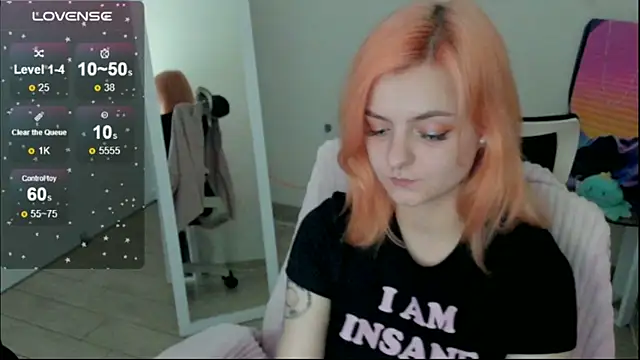 Snapshot of Fire_Bestie chatting on November 14, 2025, 3:44 pm Fire Bestie online show from November 14, 2025, 3:44 pm