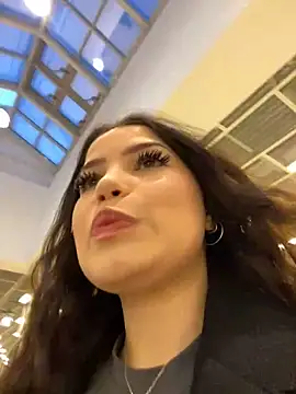 Snapshot of Chloe__Moon chatting on December 4, 2024, 1:09 pm Chloe Moon online show from December 4, 2024, 1:09 pm