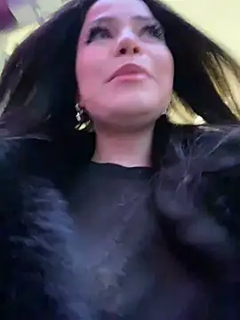 Snapshot of Chloe__Moon chatting on December 19, 2024, 10:56 am Chloe Moon online show from December 19, 2024, 10:56 am