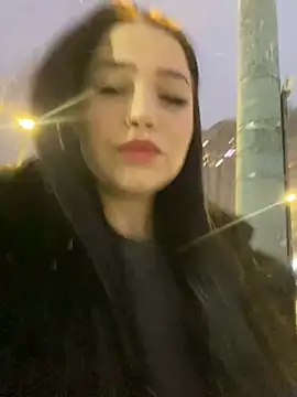 Snapshot of Chloe__Moon chatting on December 24, 2024, 1:39 pm Chloe Moon online show from December 24, 2024, 1:39 pm