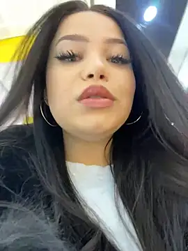 Snapshot of Chloe__Moon chatting on January 3, 2025, 10:09 am Chloe Moon online show from January 3, 2025, 10:09 am