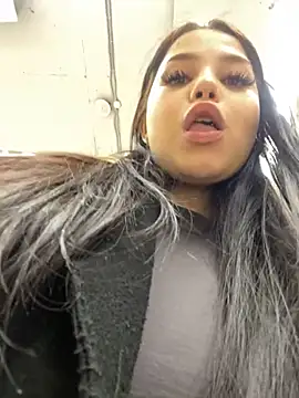 Snapshot of Chloe__Moon chatting on February 23, 2025, 11:22 am Chloe Moon online show from February 23, 2025, 11:22 am