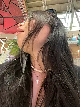 Snapshot of Chloe__Moon chatting on March 3, 2025, 9:11 am Chloe Moon online show from March 3, 2025, 9:11 am