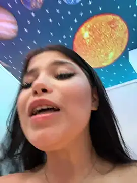 Snapshot of Chloe__Moon chatting on March 14, 2025, 4:19 pm Chloe Moon online show from March 14, 2025, 4:19 pm