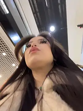 Snapshot of Chloe__Moon chatting on November 24, 2025, 1:11 pm Chloe Moon online show from November 24, 2025, 1:11 pm