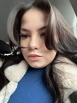 Snapshot of Chloe__Moon chatting on December 3, 2025, 12:14 pm Chloe Moon online show from December 3, 2025, 12:14 pm