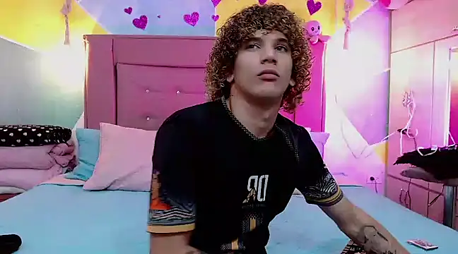 tylor boy online show from March 23, 2025, 3:10 am