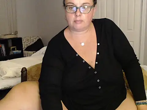 LauLauPAWG online show from September 15, 2025, 4:01 am